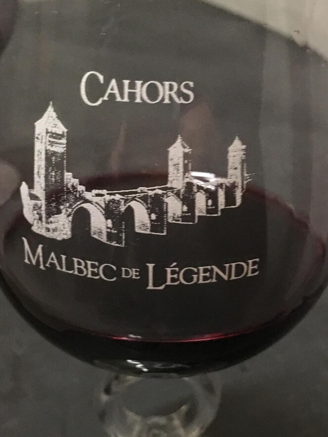 Vintage Cahors wine glasses